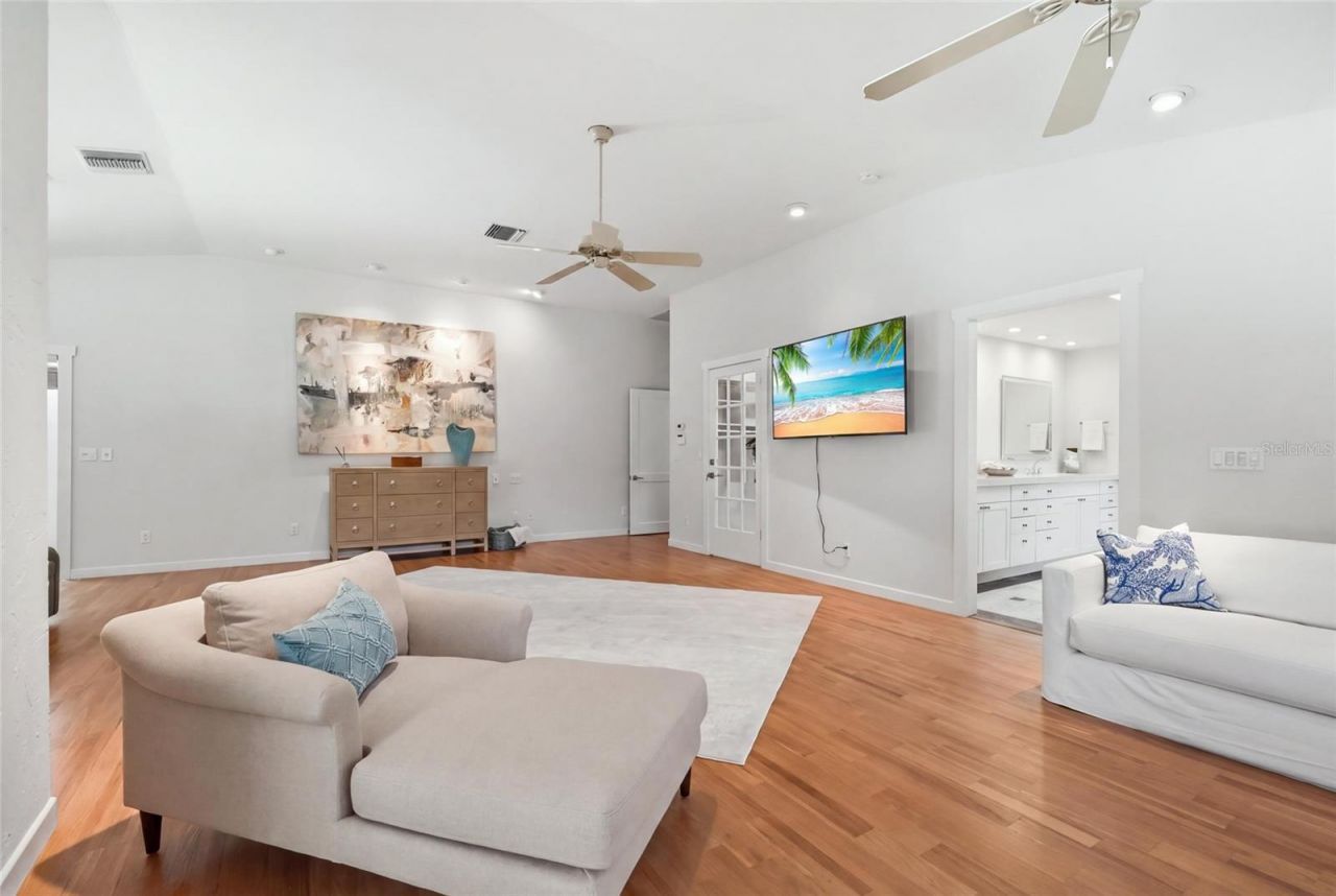 4307 Camino Real, Sarasota, FL 34231 Photo