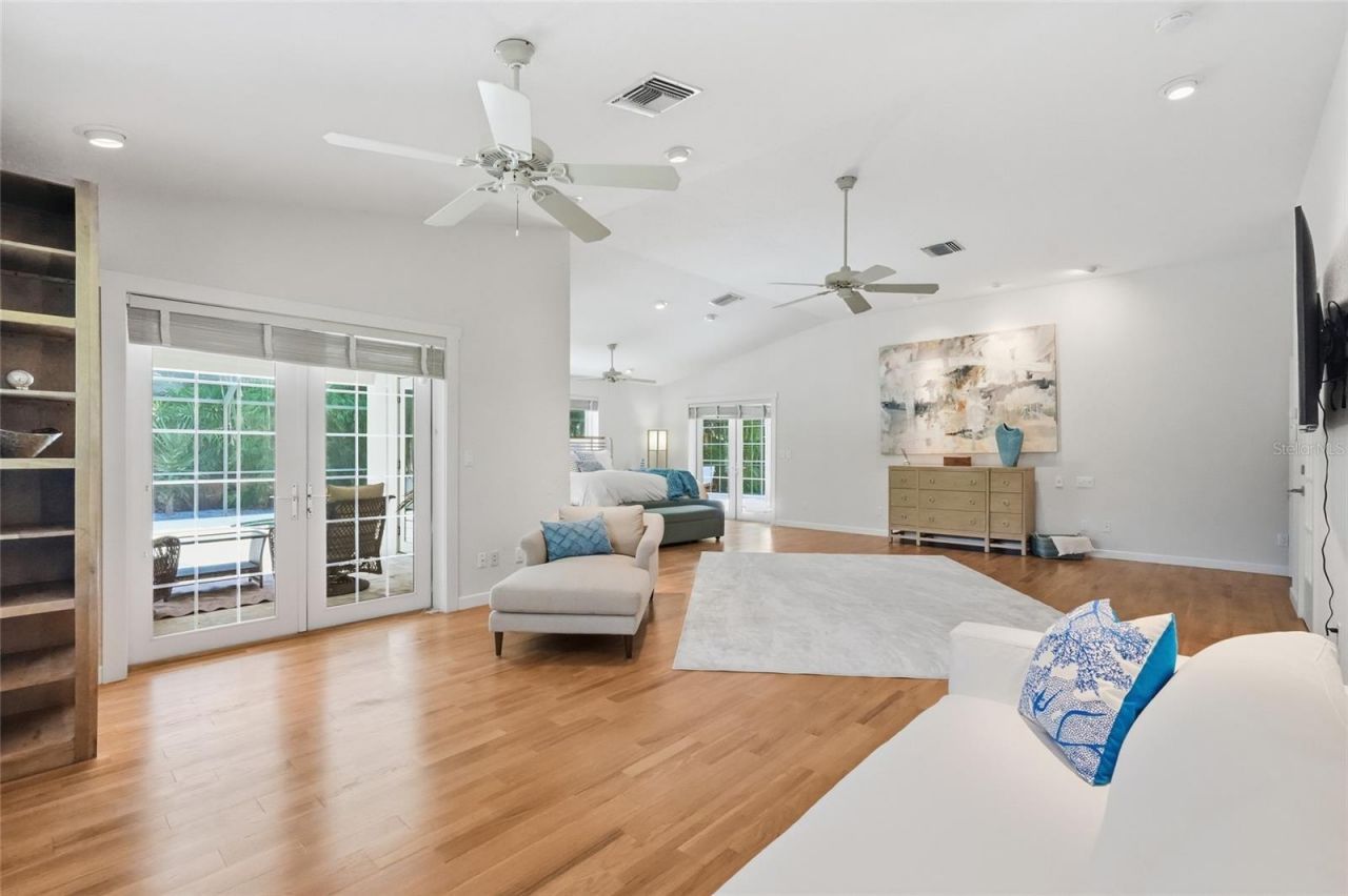 4307 Camino Real, Sarasota, FL 34231 Photo