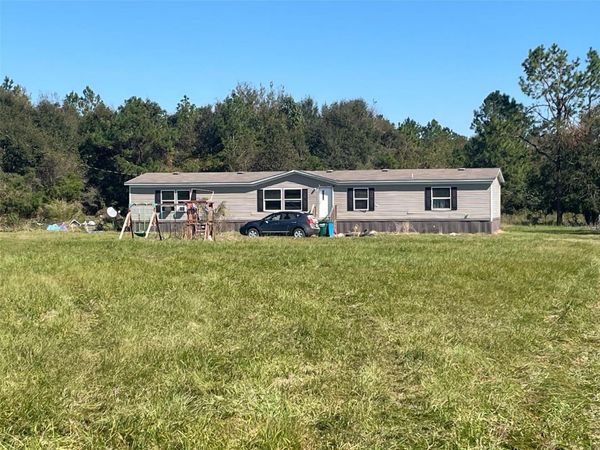 4493 MCCHAPEL ROAD , MARIANNA, FL 32446
