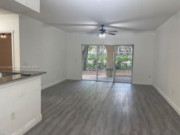 2439 Centergate Dr , Unit 102, Miramar, FL 33025
