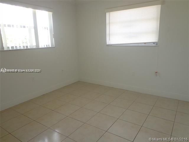16118 NE 21st Ave , Unit 15, North Miami Beach, FL 33162 Photo
