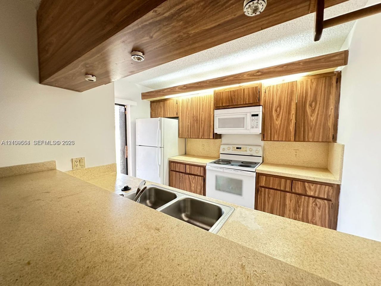1802 18th Way, Unit 1802, West Palm Beach, FL 33407 Photo