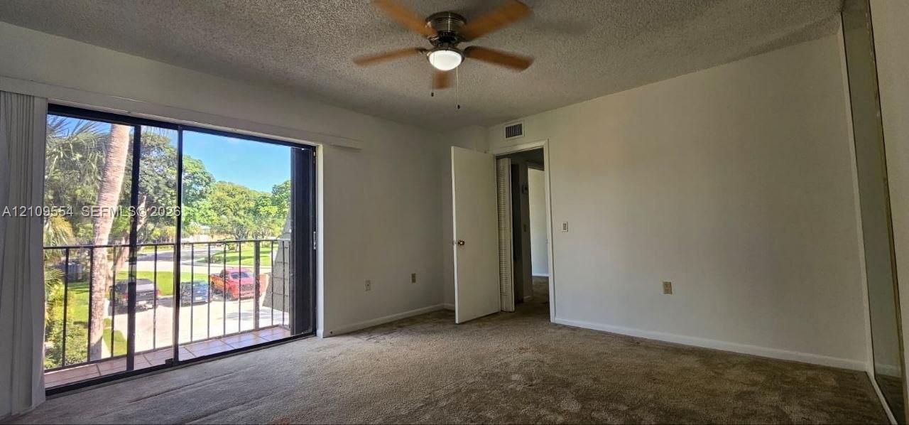 1802 18th Way, Unit 1802, West Palm Beach, FL 33407 Photo