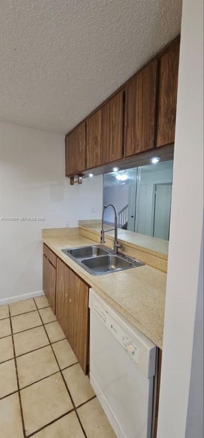 1802 18th Way, Unit 1802, West Palm Beach, FL 33407 Photo