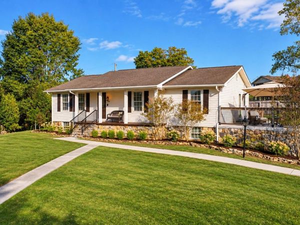 3133 Camilla Avenue, Morristown, TN 37814