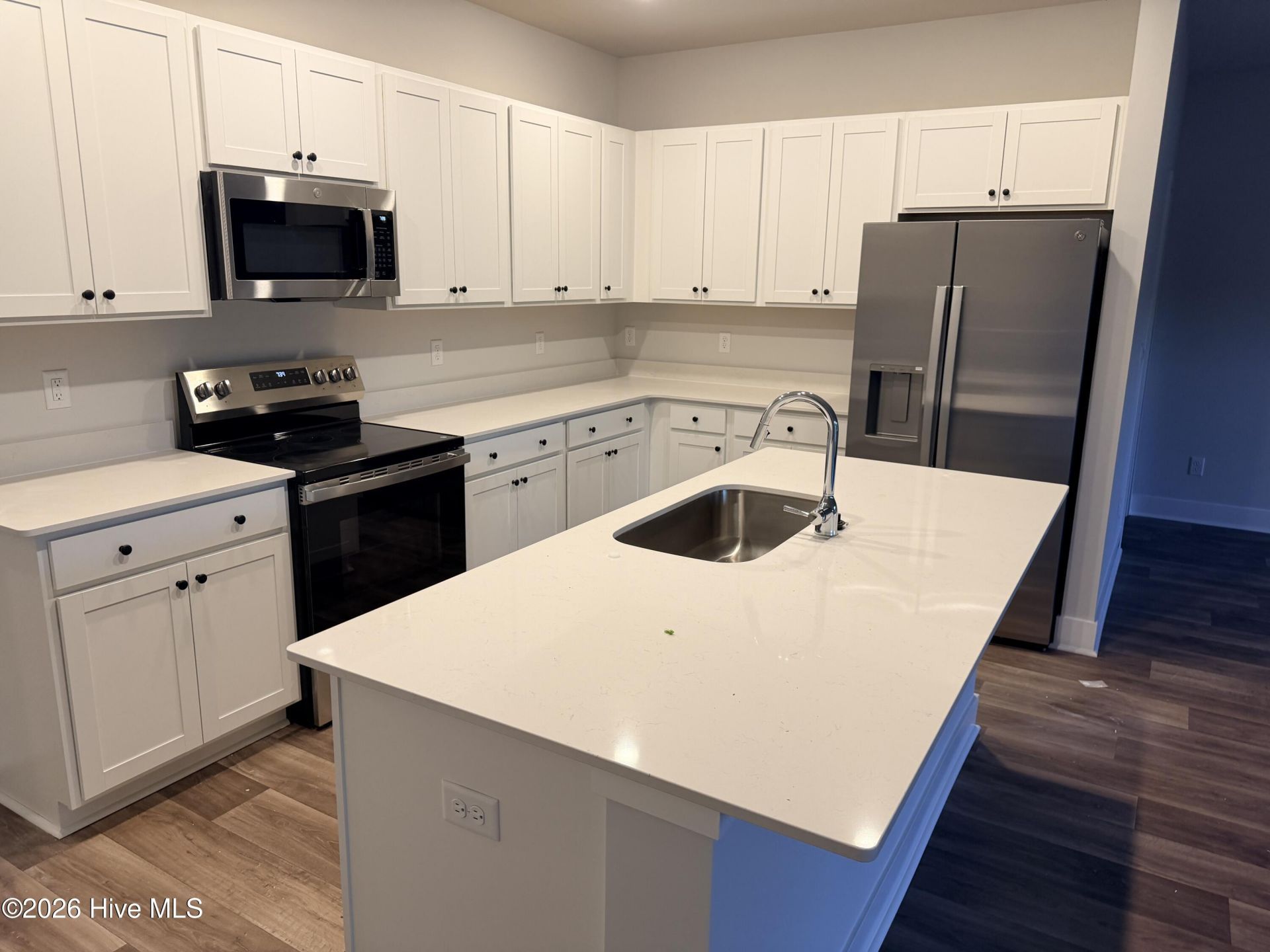 866 Pinyon Loop Sw Photo 9