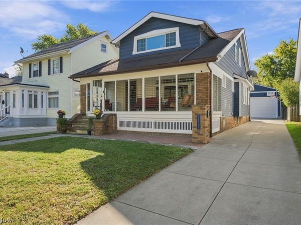 17705 Sedalia Avenue , Cleveland, OH 44135