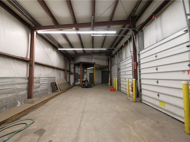 123 Gateway Boulevard N, Elyria, OH 44035 Photo 4