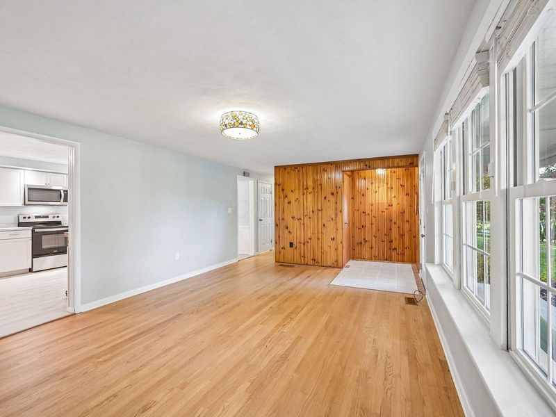 6686 Thackery Road, Urbana, OH 43078 Photo 18