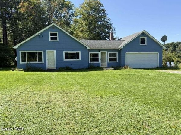 784 Route 6 , Shohola, PA 18458