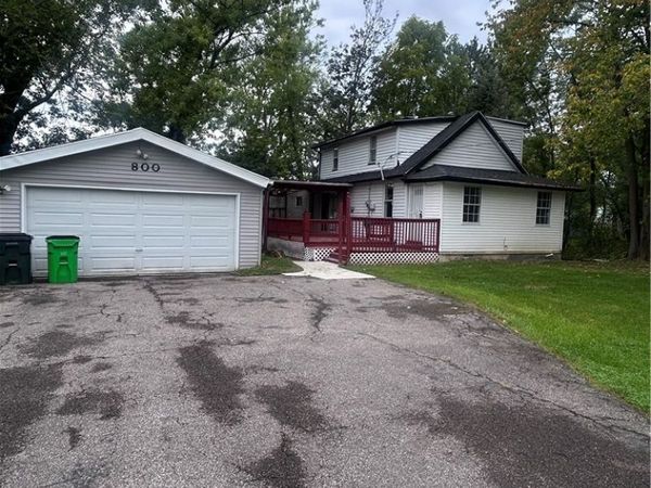 800 High Street, Bedford, OH 44146