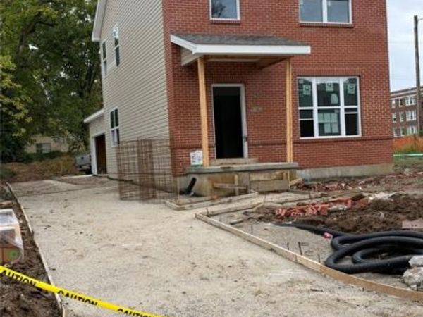 5742 Vernon Avenue , St Louis, MO 63112