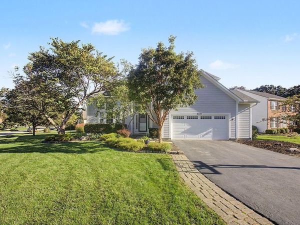 2321 Narrow Leaf Court , Lewis Center, OH 43035