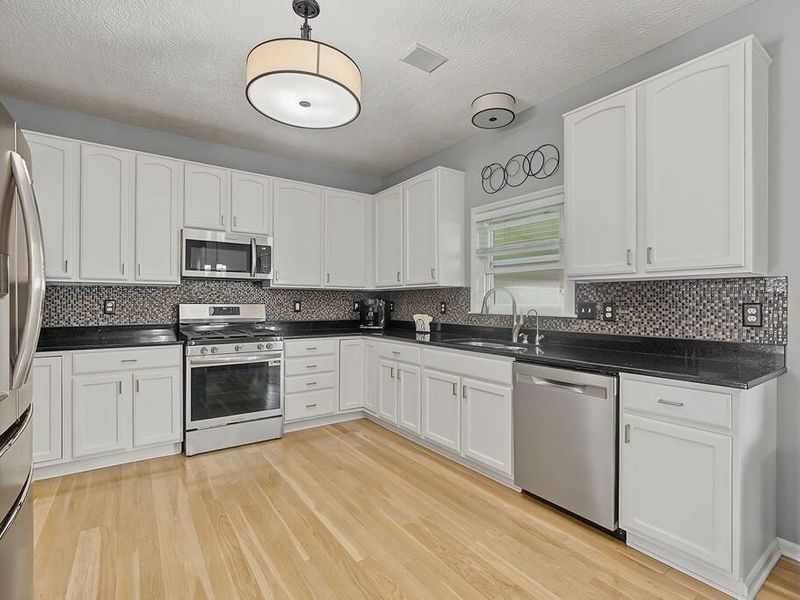 2321 Narrow Leaf Court, Lewis Center, OH 43035 Photo 6