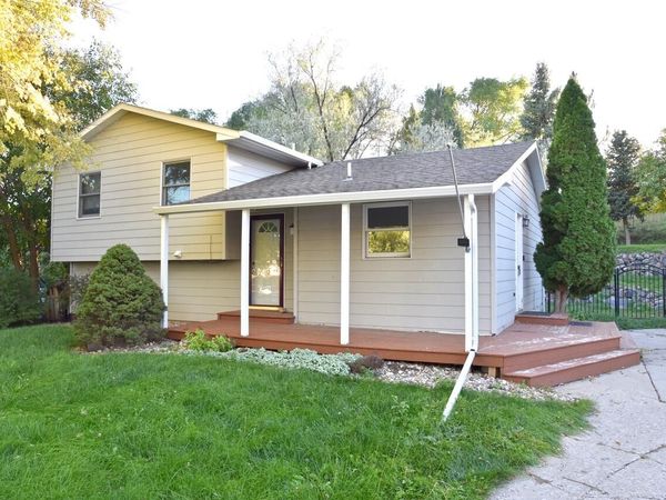 117 Bluebell Drive, Pierre, SD 57501