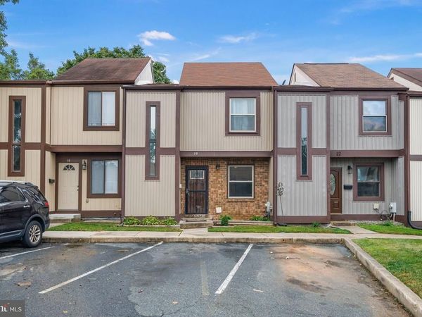 20 HELMSMAN COURT , BALTIMORE, MD 21221