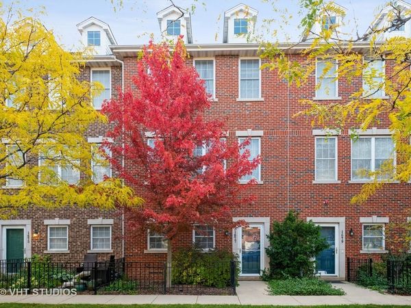 1677 Church Street , Unit 1677, Evanston, IL 60201