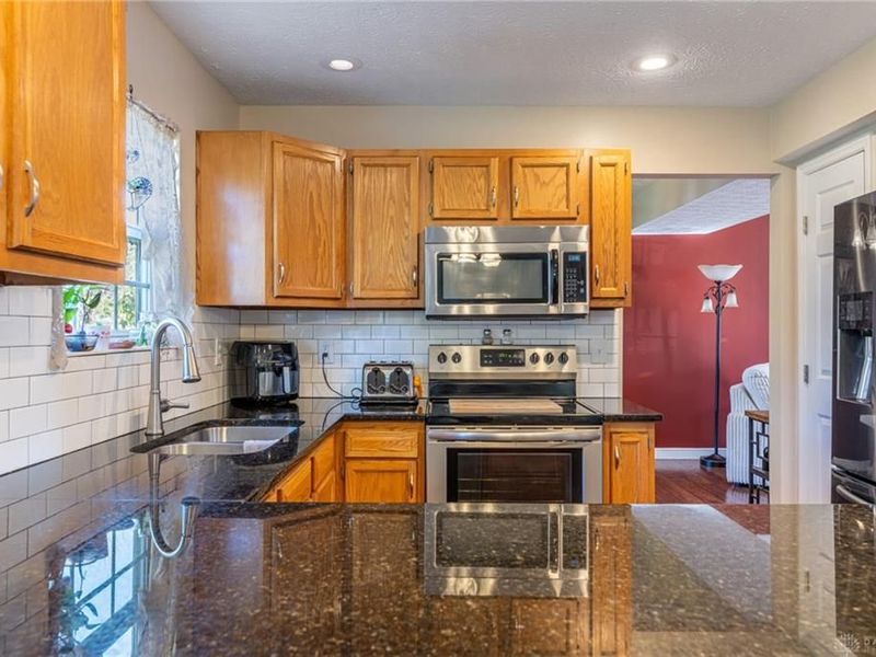 1587 Glenn Abbey Drive, Kettering, OH 45420 Photo 11