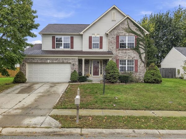 6430 Kentstone Drive , Indianapolis, IN 46268