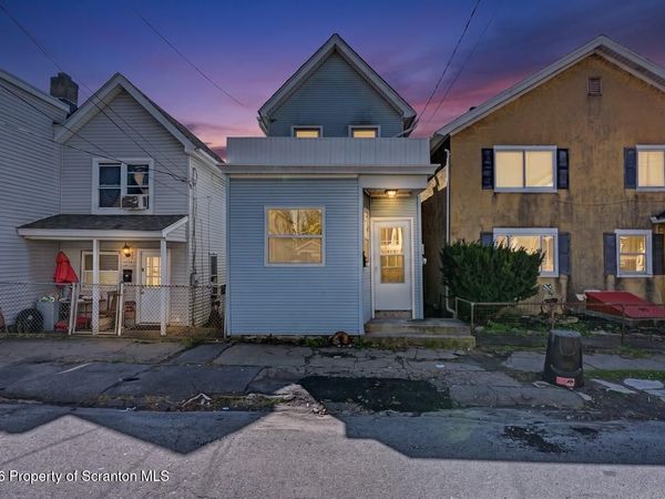 1615 1/2 Jackson Street , Scranton, PA 18504
