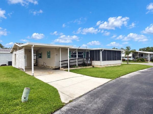 2055 S FLORAL AVENUE , Unit 201, BARTOW, FL 33830
