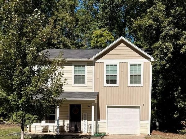 401 Lakeridge Drive, Statesville, NC 28625