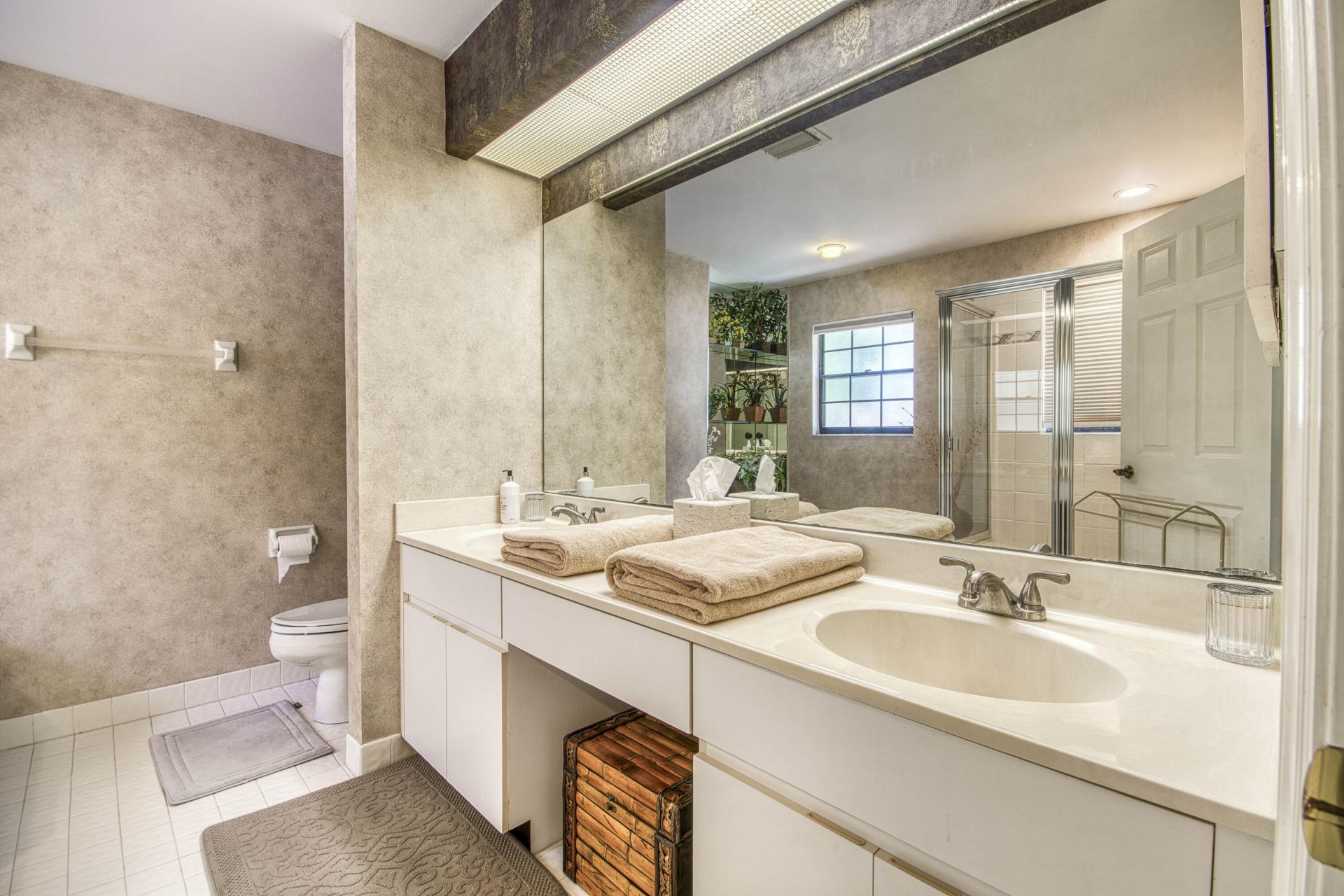 368 Prestwick Circle, Unit 4, Palm Beach Gardens, FL 33418 Photo