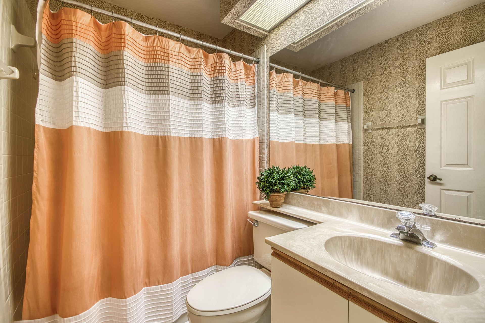 368 Prestwick Circle, Unit 4, Palm Beach Gardens, FL 33418 Photo
