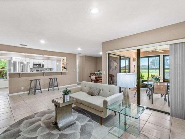 5944 Forest Grove Drive, Unit 1, Boynton Beach, FL 33437
