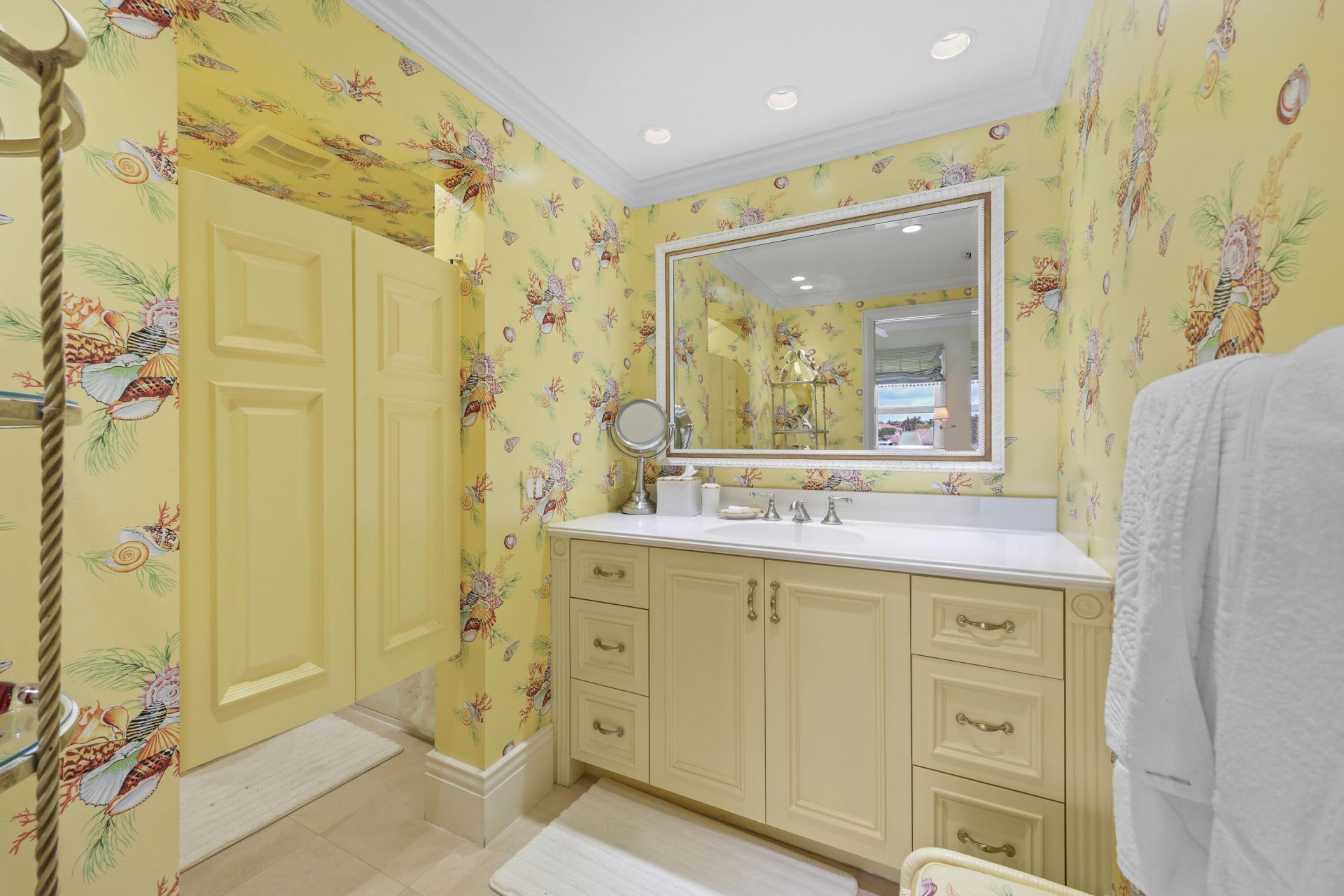 2150 S Ocean Boulevard, Unit 1B, Delray Beach, FL 33483 Photo