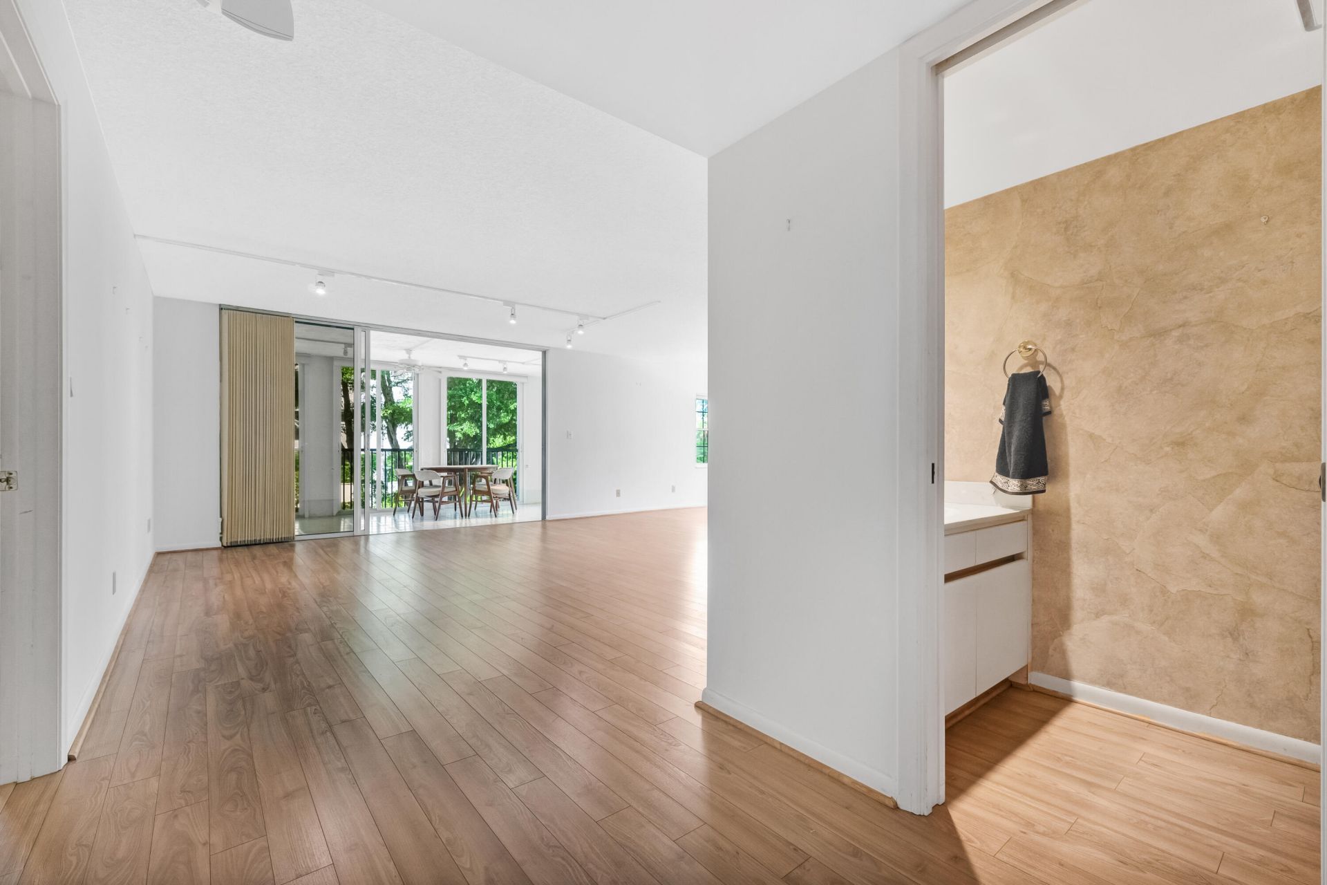 7370 Orangewood Lane, Unit #208, Boca Raton, FL 33433 Photo