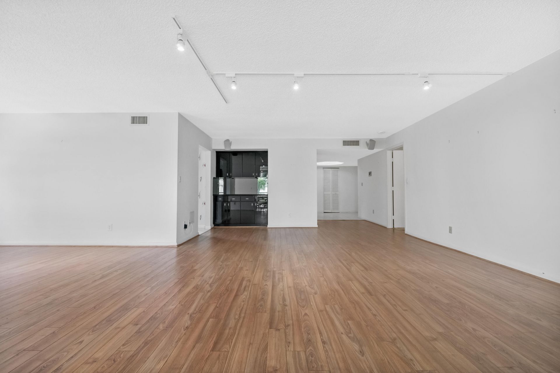 7370 Orangewood Lane, Unit #208, Boca Raton, FL 33433 Photo