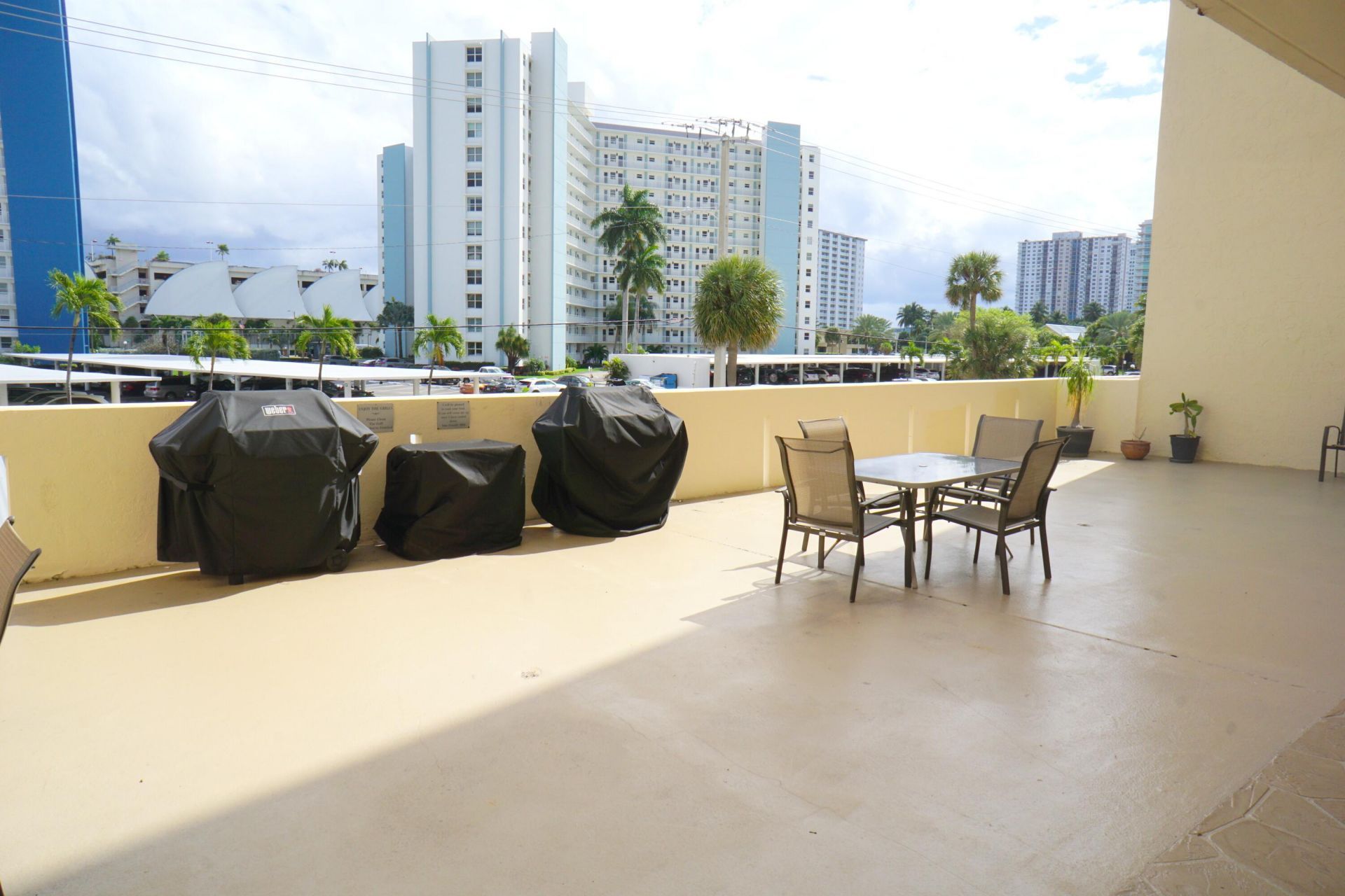 303 N Riverside Drive, Unit PH4, Pompano Beach, FL 33062 Photo