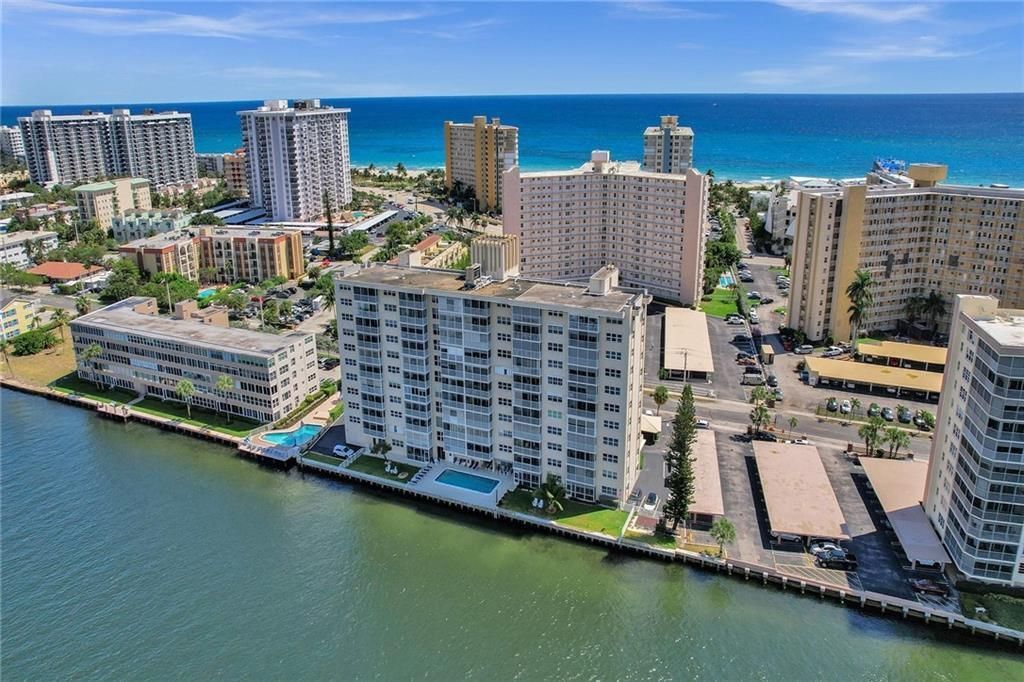 303 N Riverside Drive, Unit PH4, Pompano Beach, FL 33062 Photo