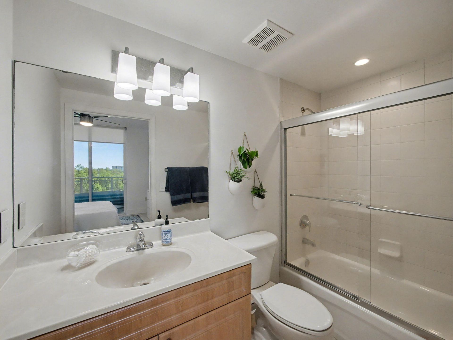 2600 SW 27th Avenue, Unit 603, Miami, FL 33133 Photo