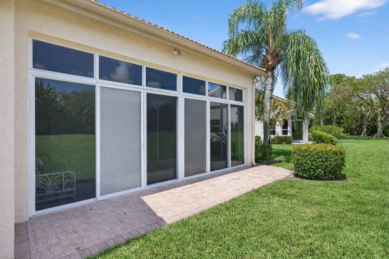 8864 Shoal Creek Lane, Boynton Beach, FL 33472 Photo