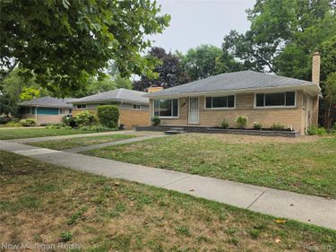 24010 Rensselaer Street , Oak Park, Mi 48237