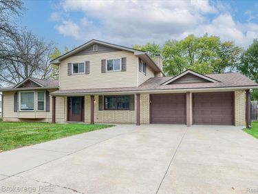 4450 Lindewood Drive , Flint Township, Mi 48473