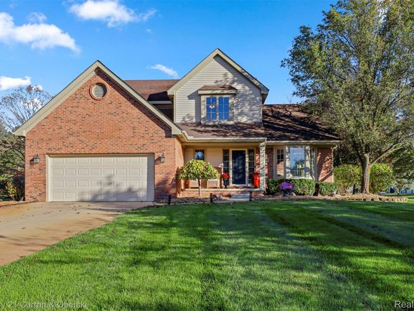 9279 Azalea Court, Green Oak Township, Mi 48116