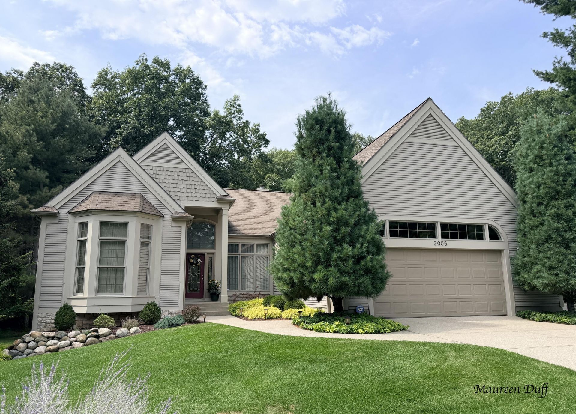 2005 Forest Glen Drive, Unit 31, Norton Shores, MI 49441 Main Photo