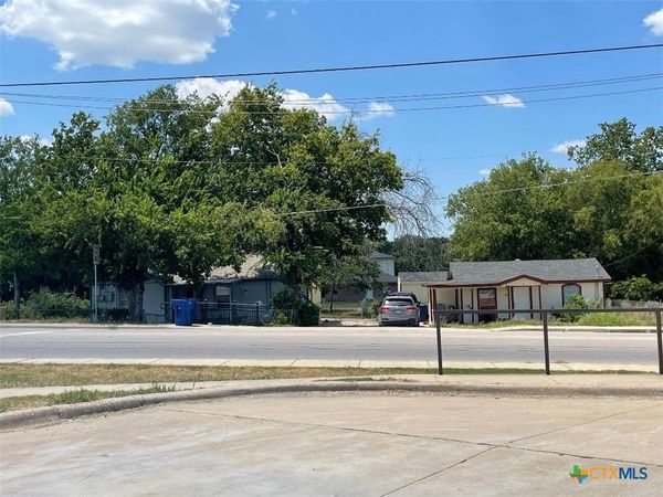 601 N 1st Street , Copperas Cove, TX 76522