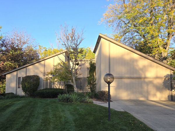 5099 WHITTIER Lane, Rockford, IL 61114