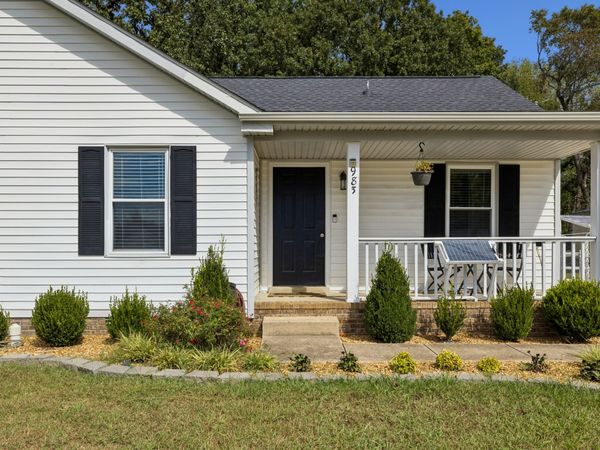 983 May Apple Dr , Clarksville, TN 37042