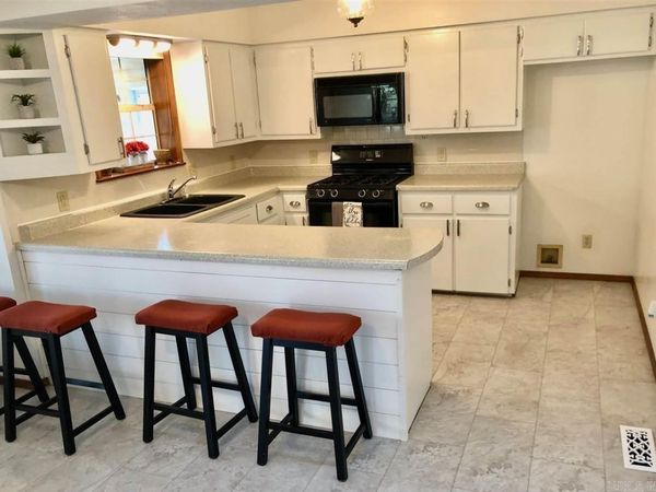 240 Round Up Lane, Mountain Home, AR 72653