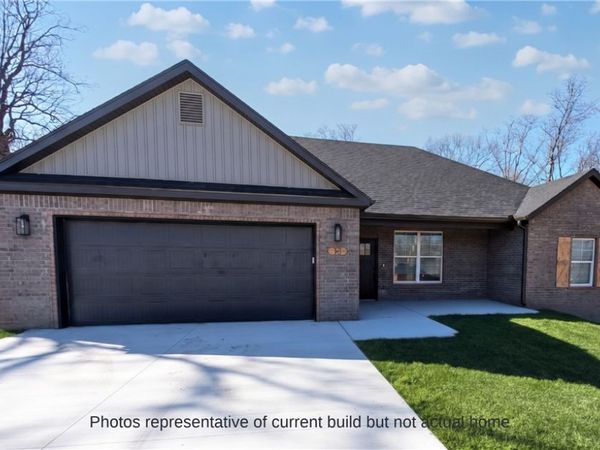 113 Selkirk , Bella Vista, AR 72715