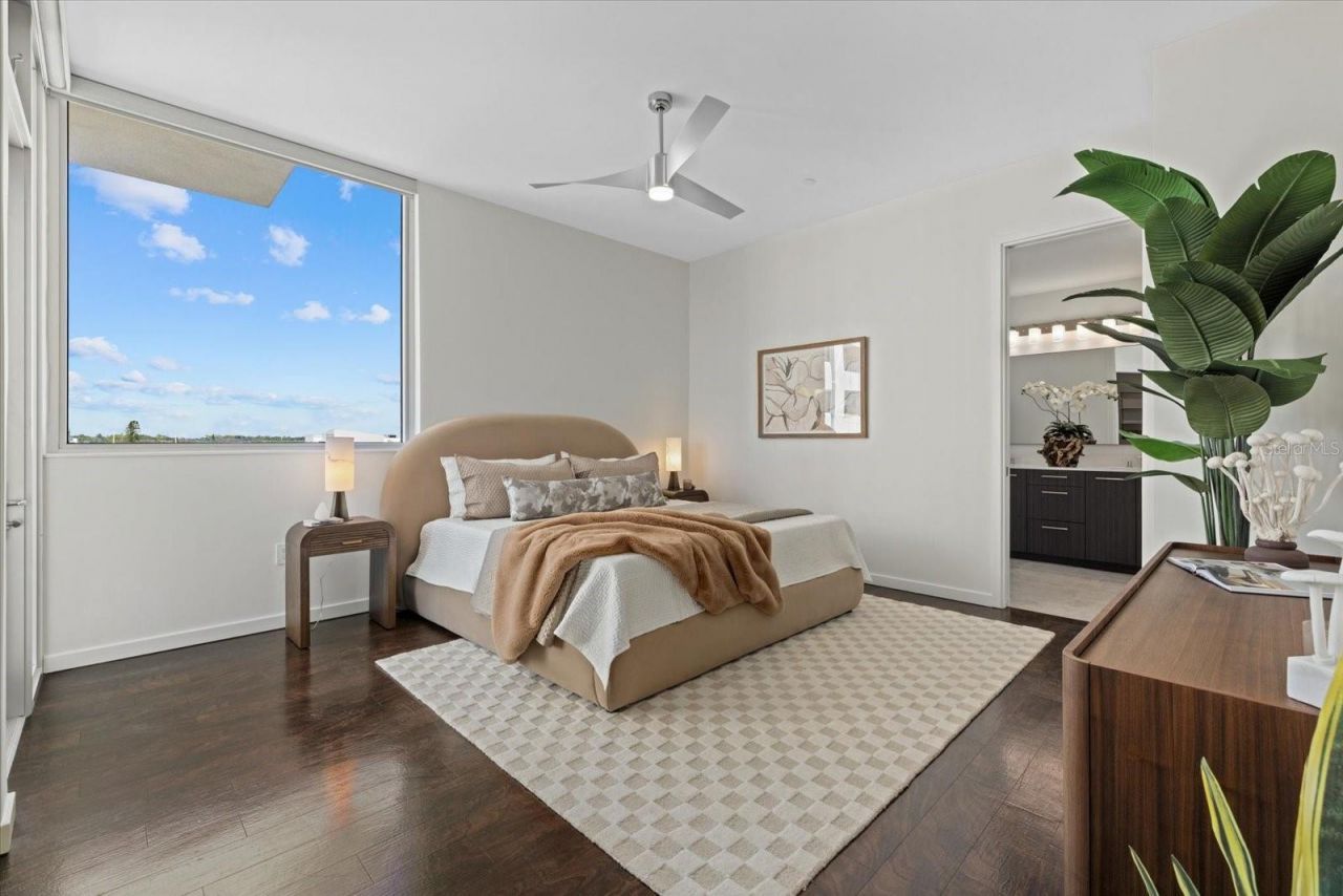 1350 5th Street, Unit 306, Sarasota, FL 34236 Photo