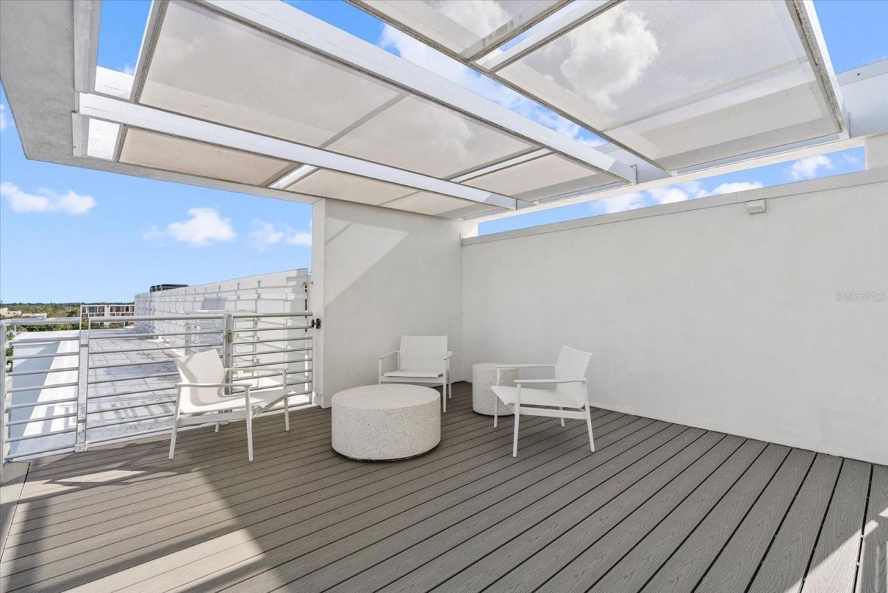1350 5th Street, Unit 306, Sarasota, FL 34236 Photo