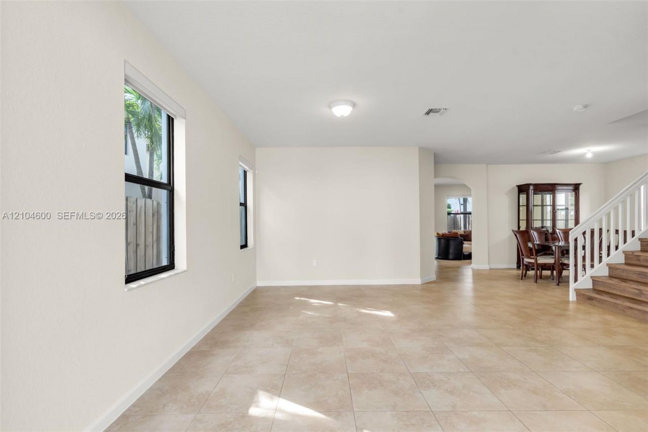 11460 NW 88th Ln , Doral, FL 33178 Photo