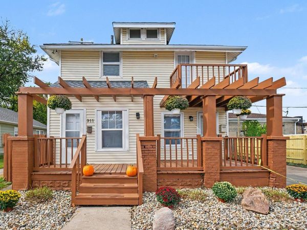 911 S Logan Street, South Bend, IN 46615