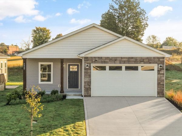7640 Sycamore Breeze Rd, Knoxville, TN 37920